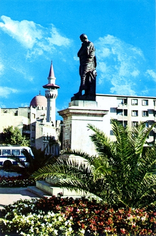 1540 - Constanta. Statuia lui Ovidiu de Ettore Ferrari